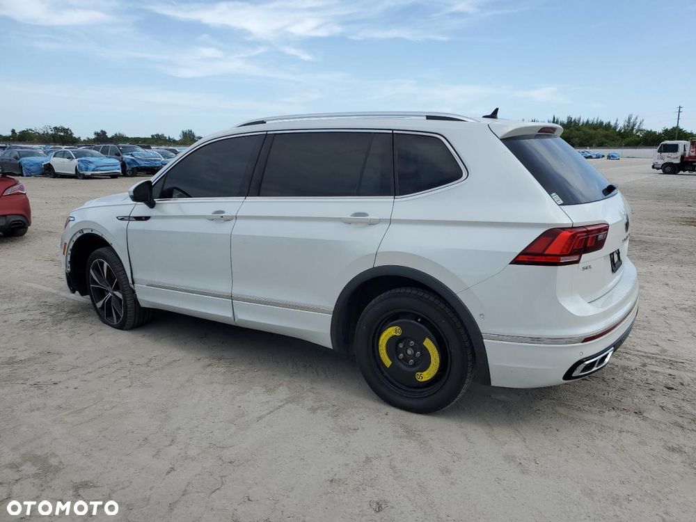 Volkswagen Tiguan - 5