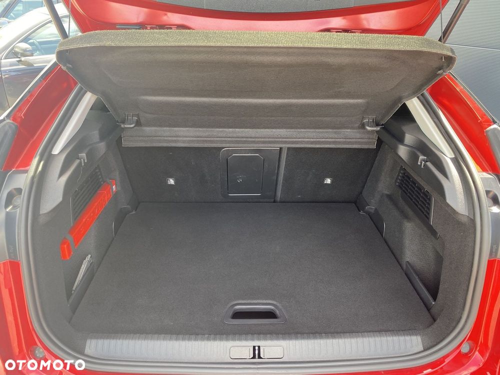 Citroën C4 1.2 PureTech Max S&S EAT8 - 8