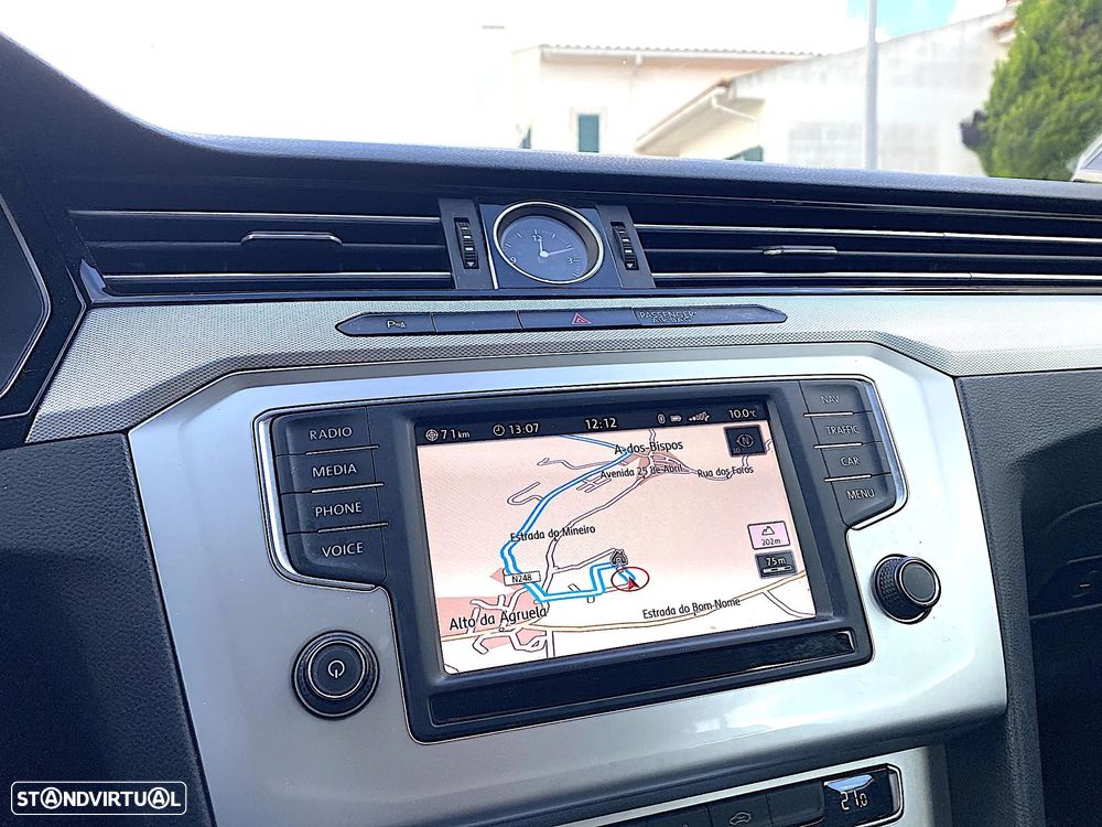 VW Passat Variant 2.0 TDi Confortline - 7