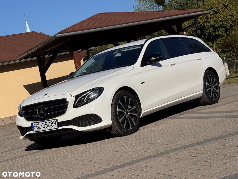 Mercedes-Benz Klasa E 300 de 9G-TRONIC Exclusive - 2