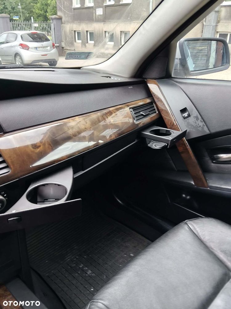 BMW Seria 5 - 12