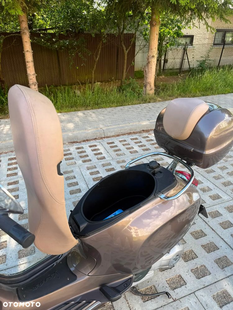Vespa Primavera - 7