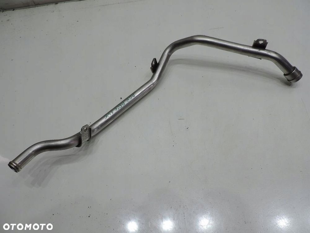 PRZEWÓD RURKA WODY AUDI A6 C6 2.4 06E131831B - 6