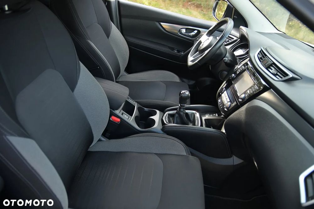 Nissan Qashqai 1.6 DIG-T TEKNA+ - 22