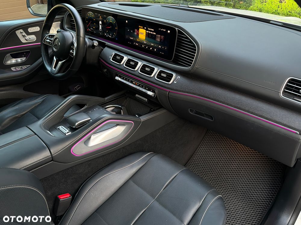 Mercedes-Benz GLE - 33