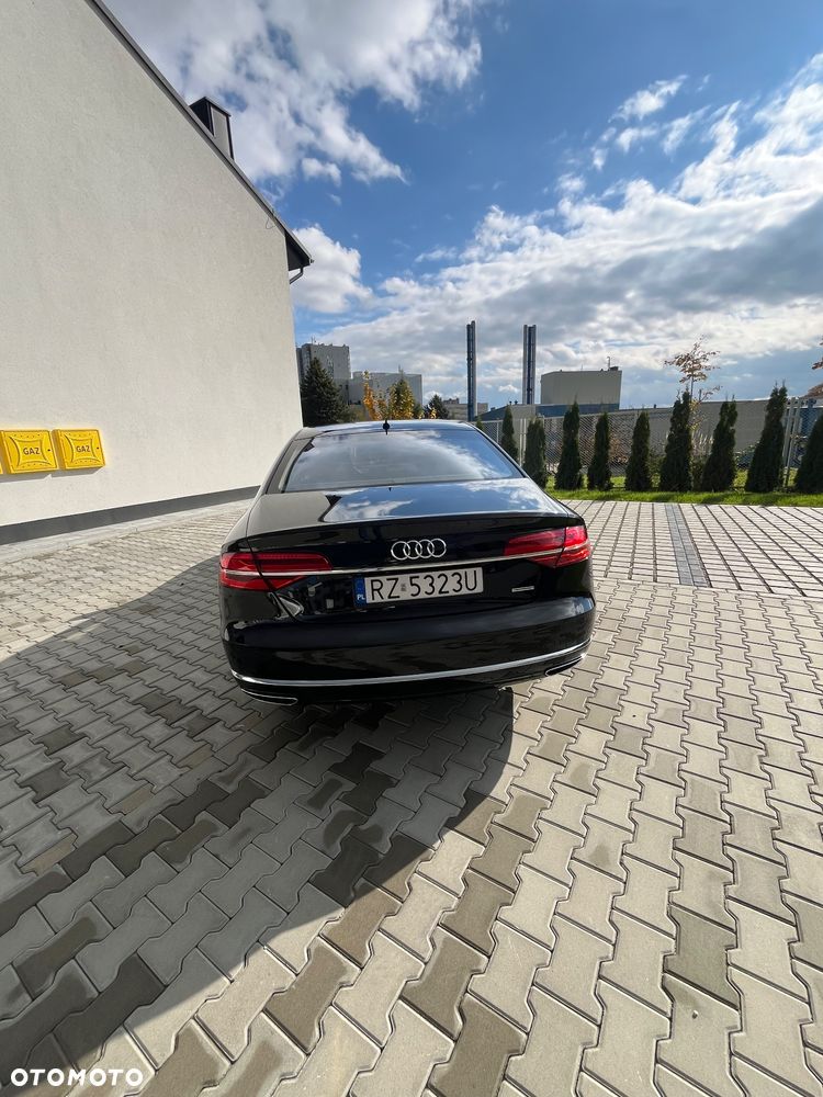 Audi A8 4.2 TDI DPF (clean diesel) quattro tiptronic - 5