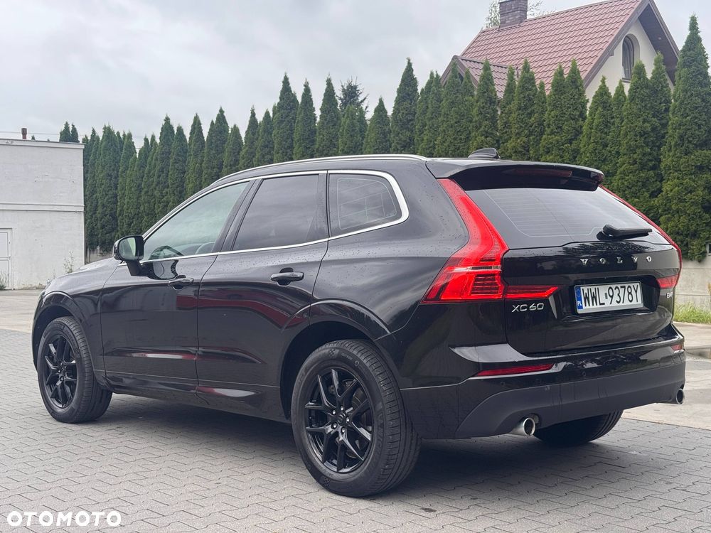 Volvo XC 60 B4 D AWD Geartronic Momentum Pro - 5