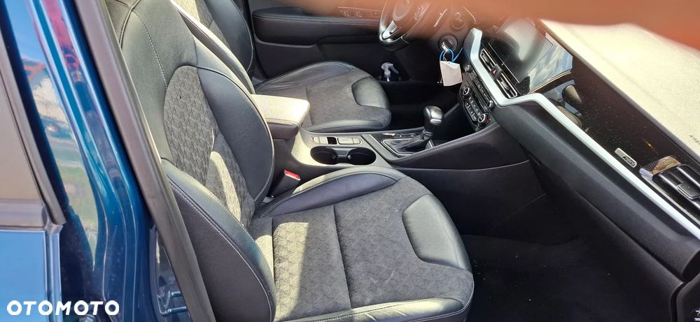 Kia Niro ver-1-6-gdi-hev-2wd-opf-vision - 22