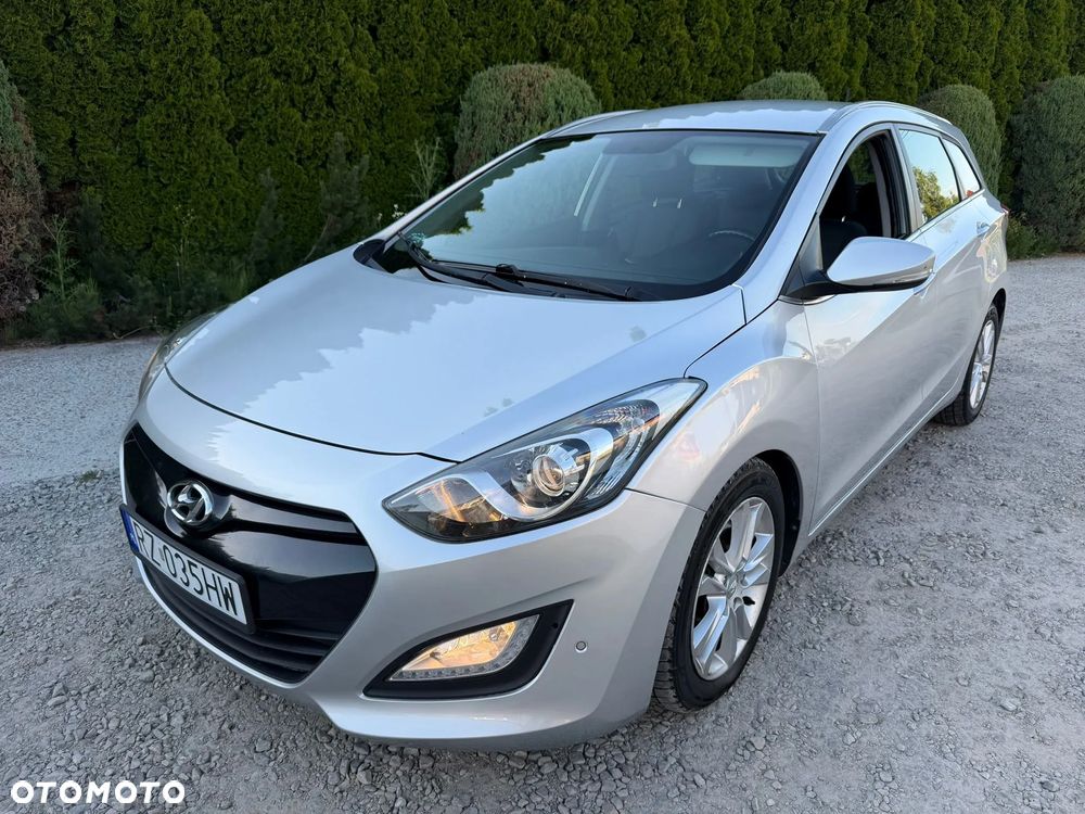Hyundai i30 1.6 CRDi Premium - 4