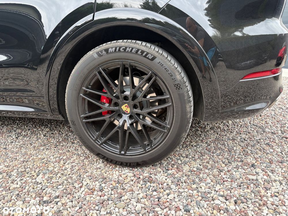Porsche Cayenne - 7