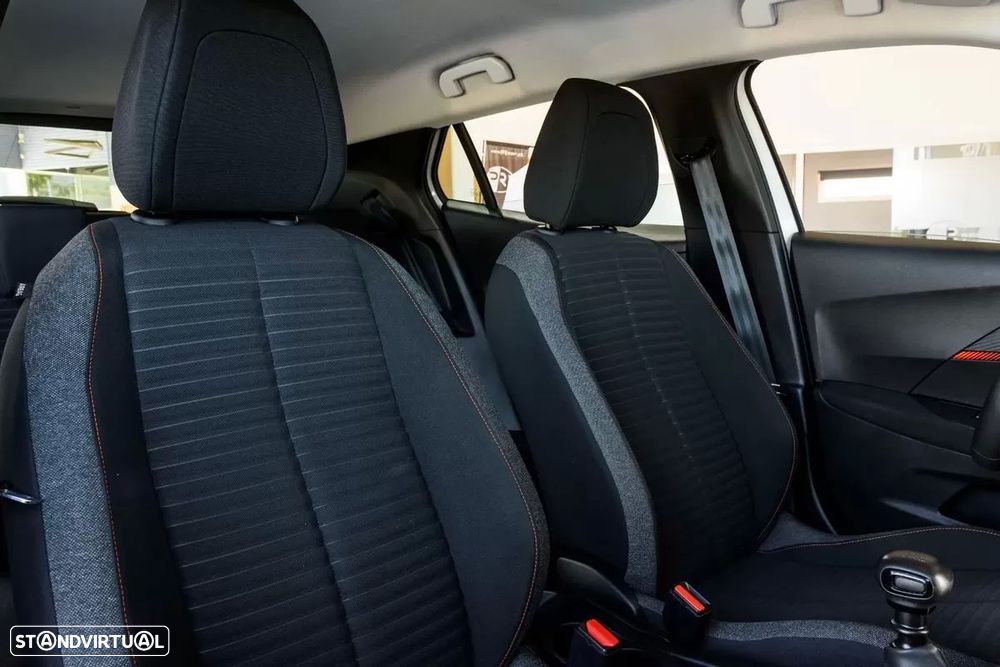 Peugeot 2008 1.2 PureTech Active - 18