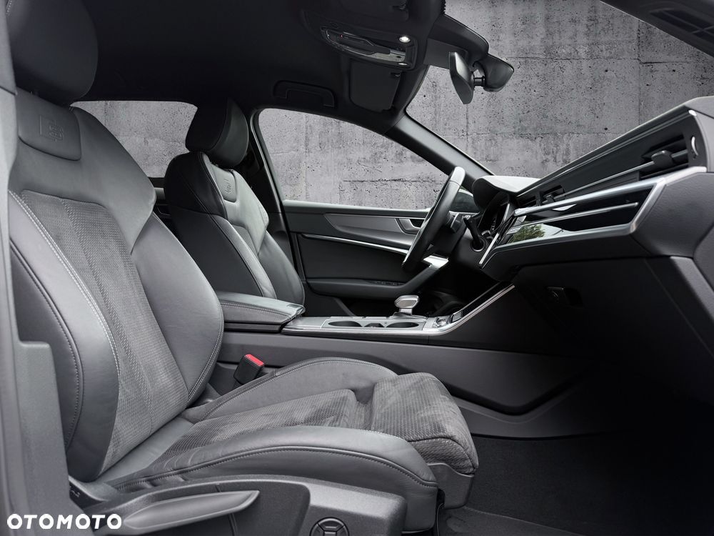 Audi A6 Avant 55 TFSI e quattro S tronic sport - 23