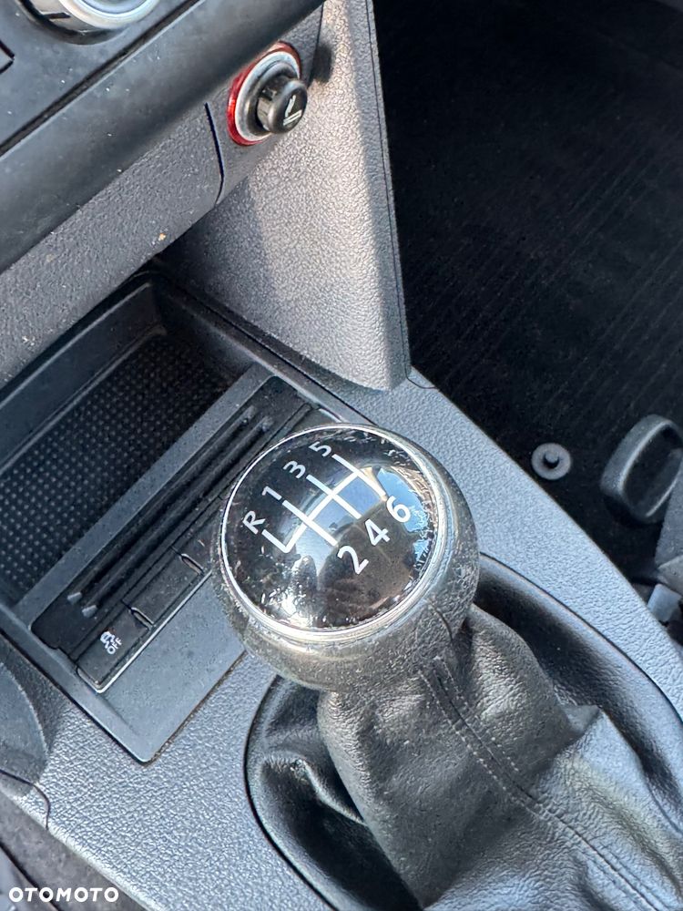 Volkswagen Touran 1.4 TSI Comfortline - 22