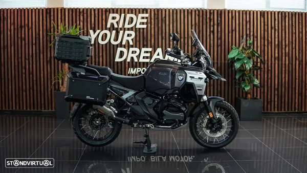 BMW R 1300 GS Adventure TRIPLE BLACK REBAIXADA