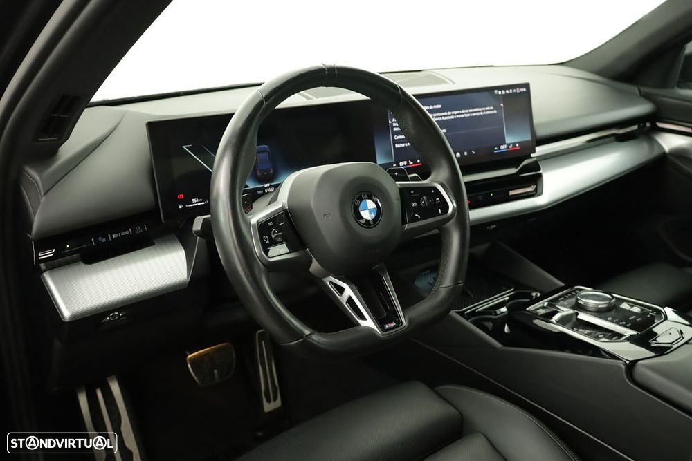 BMW 520 d Pack Desportivo M - 7