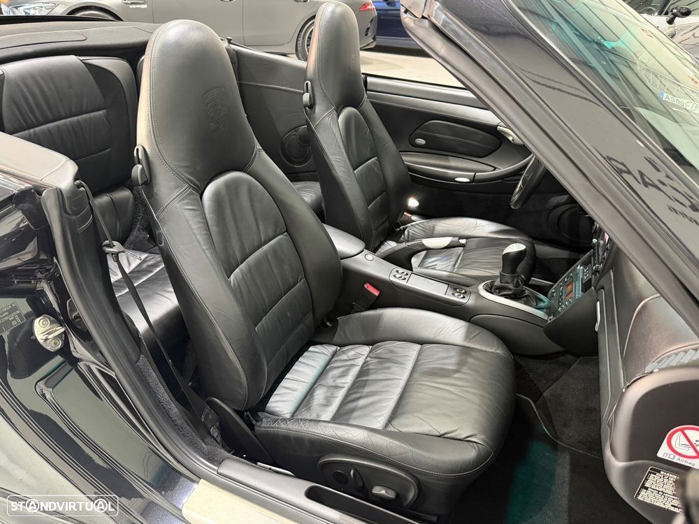 Porsche 911 (996) Turbo - 23