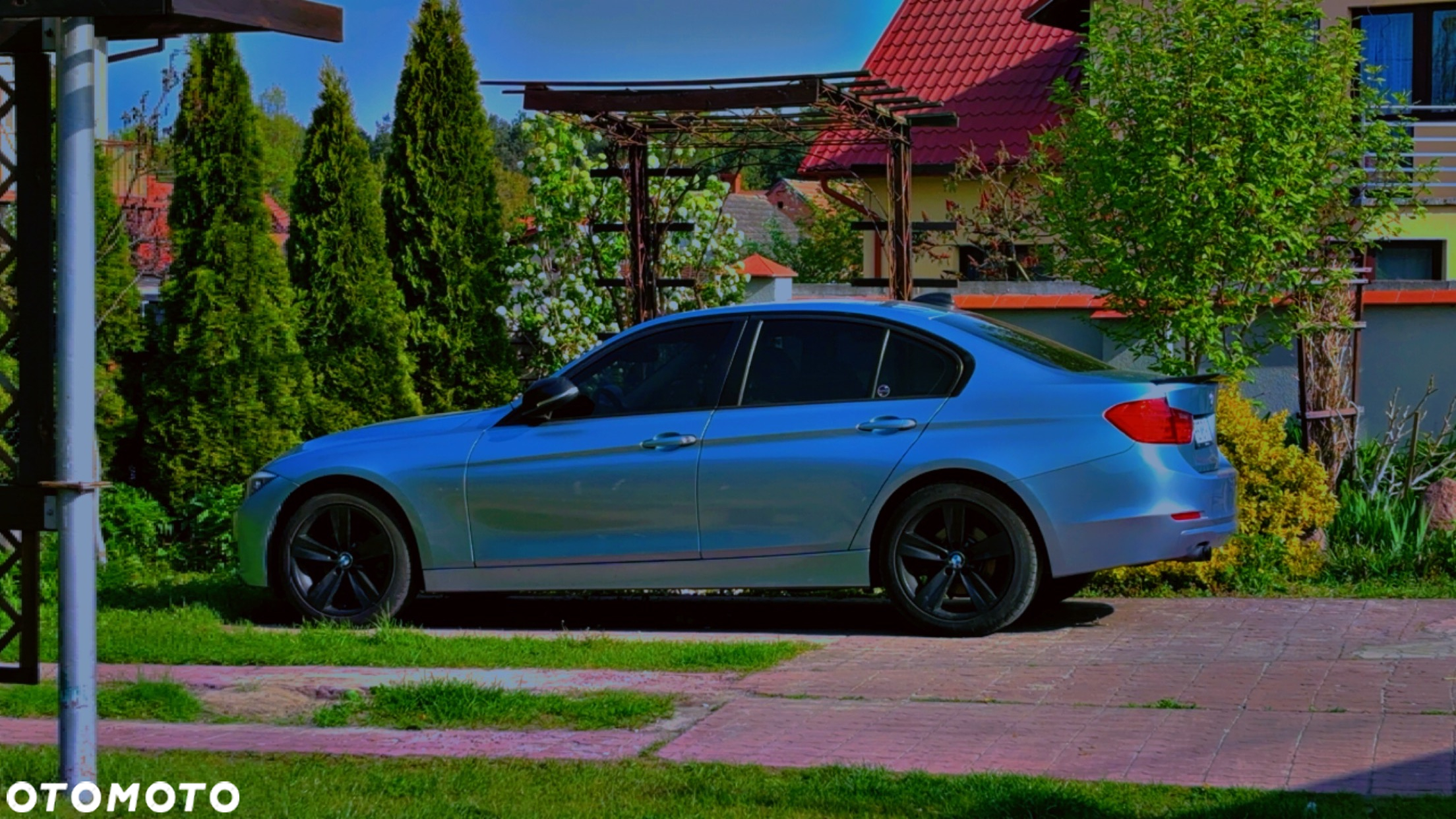 BMW Seria 3 328i - 2