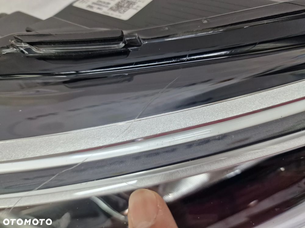 OPEL CROSSLAND X 17- PRAWA LAMPA PRZEDNIA PRZÓD ZWYKŁA + LED , NR 13467968 , NR AUKCJI LPP16 - 9