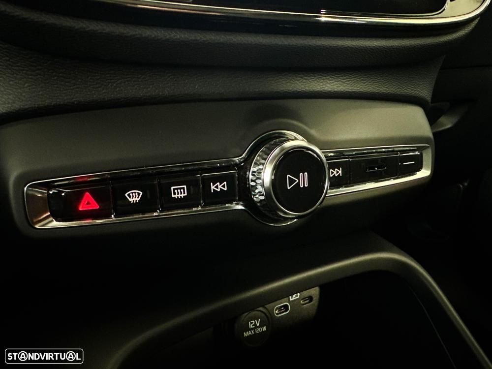 Volvo C40 Recharge Single Motor Plus - 42