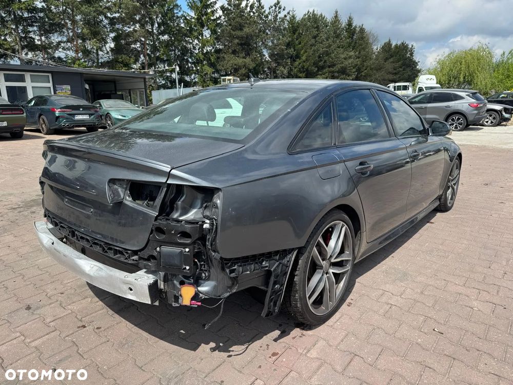 Audi S6 Limousine - 3