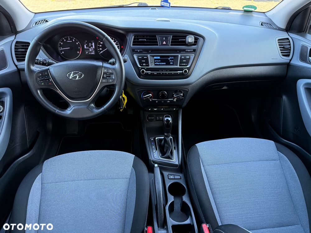 Hyundai i20 1.4 Style EU5 - 21