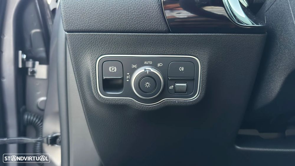 Mercedes-Benz GLA 250 e 8G-DCT Progressive - 17