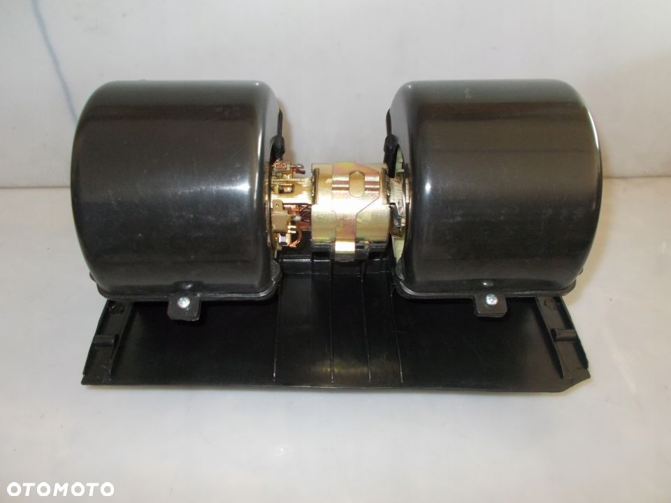 SILNIK NAGRZEWNICY Z OBUDOWĄ IVECO DAILY 1990-99 - 1