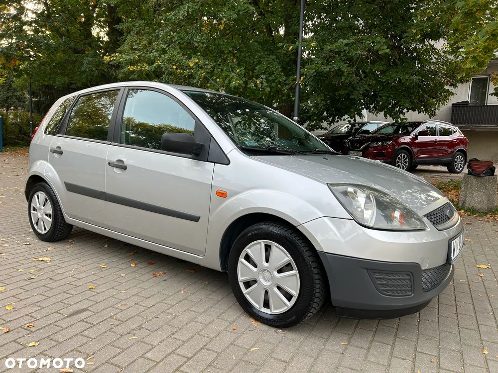 Ford Fiesta - 22