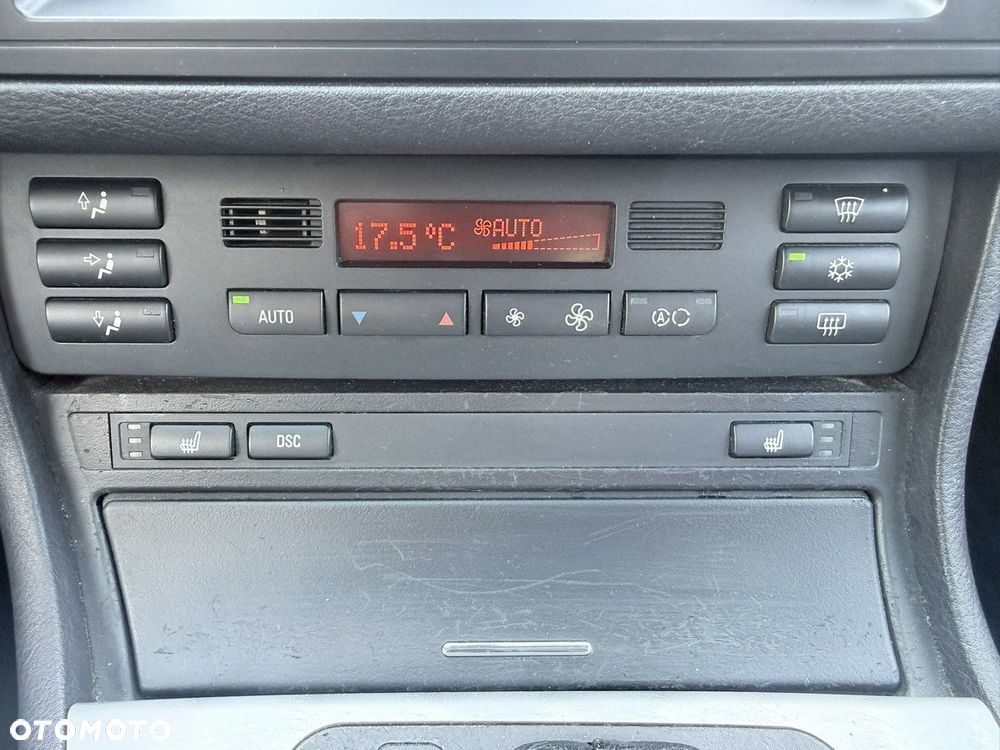 BMW Seria 3 318i - 29