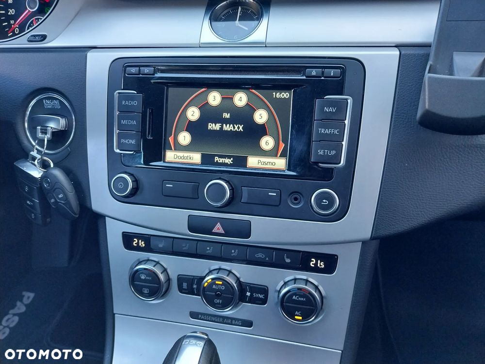 Volkswagen Passat 2.0 TDI DSG BlueMotion Technology Trendline - 27