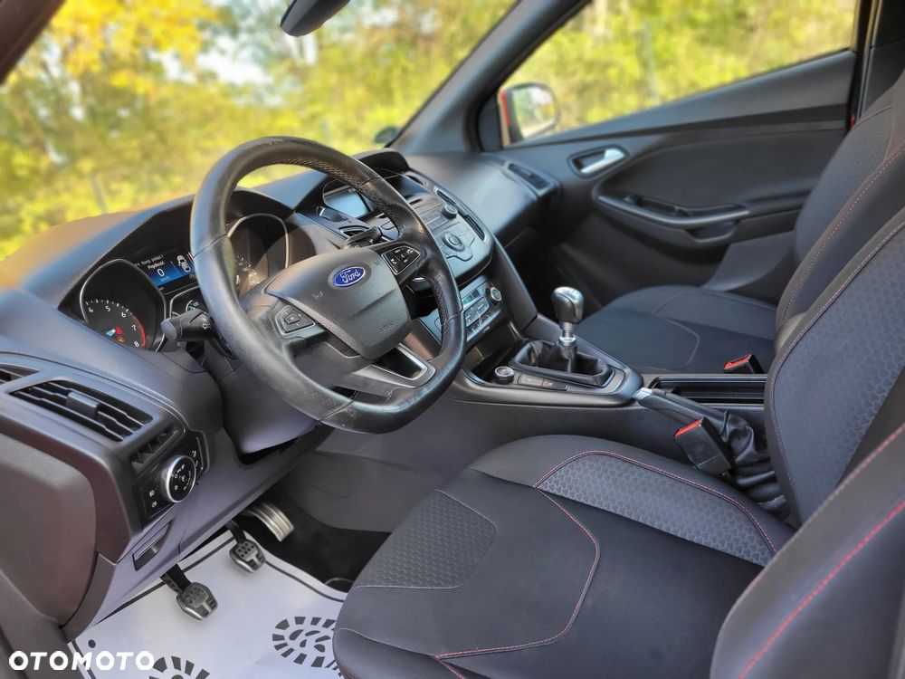 Ford Focus - 9