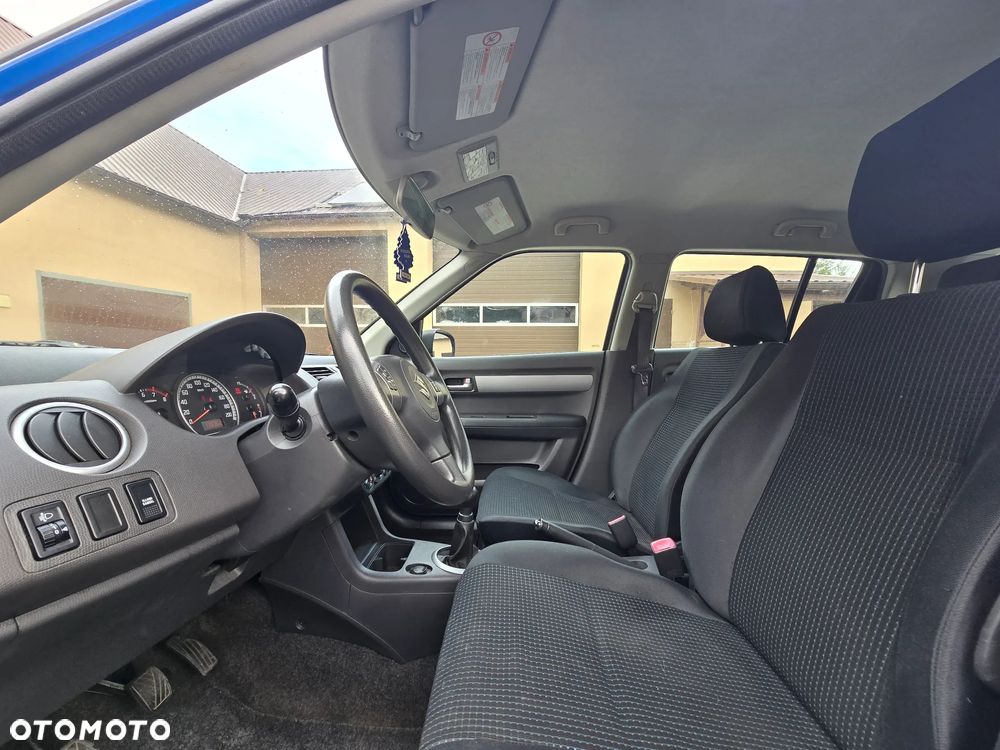 Suzuki Swift 1.3 Club - 7