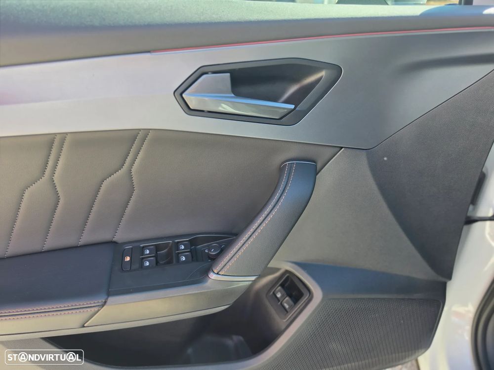 Cupra Formentor 1.4 e-Hybrid DSG VZ - 38