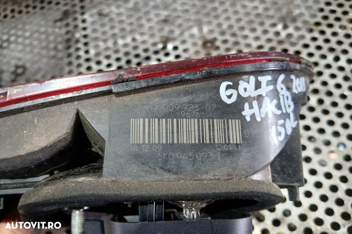 Lampa / Tripla stop dreapta pe hayon 5K0945093T 5K0945093T Volkswagen - 4