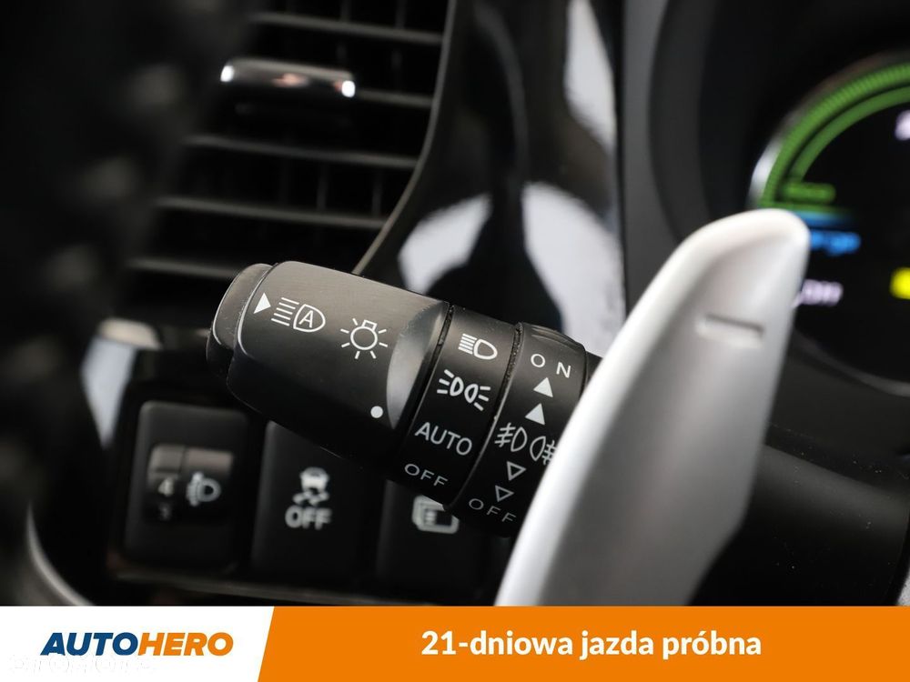 Mitsubishi Outlander - 31
