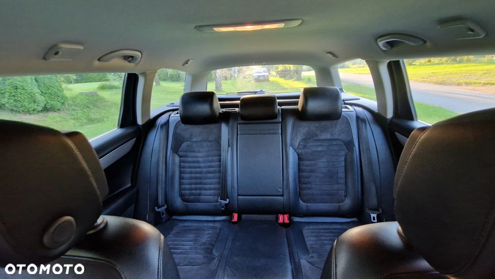 Volkswagen Passat 2.0 TDI 4Mot Highline DSG - 7