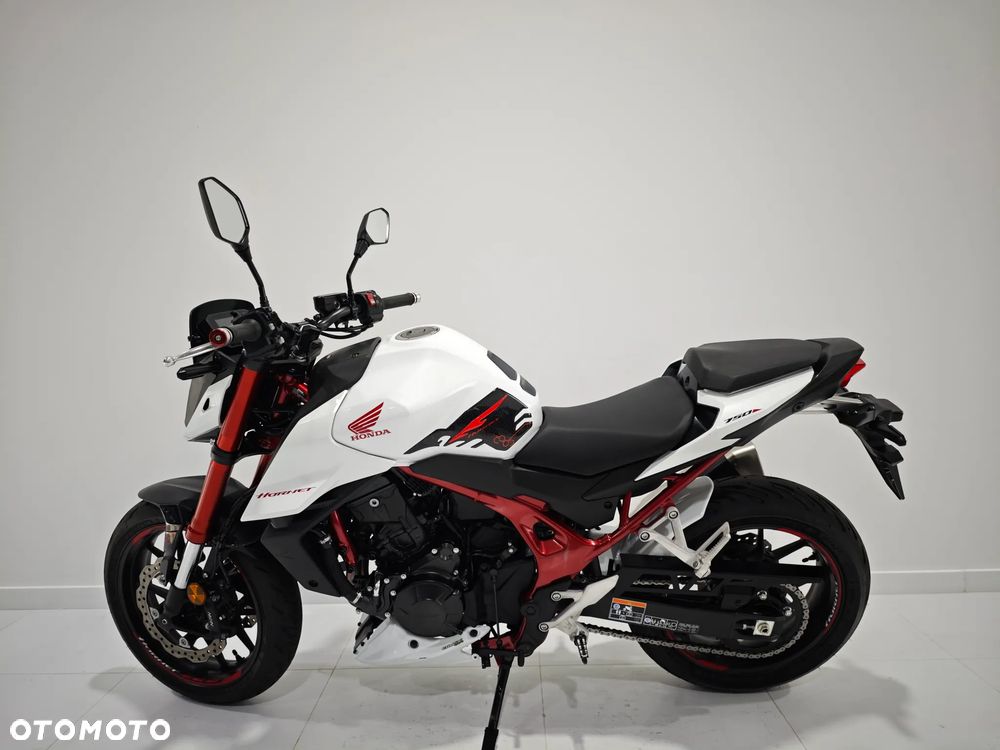 Honda Hornet - 4