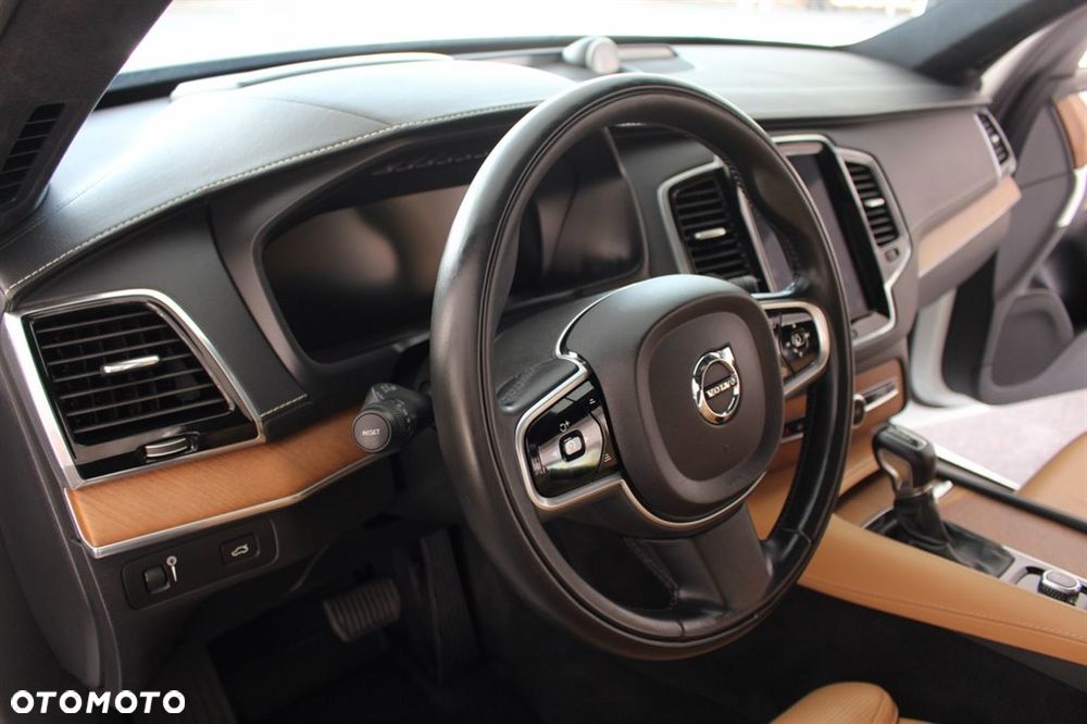 Volvo XC 90 T6 AWD Inscription 7os - 36