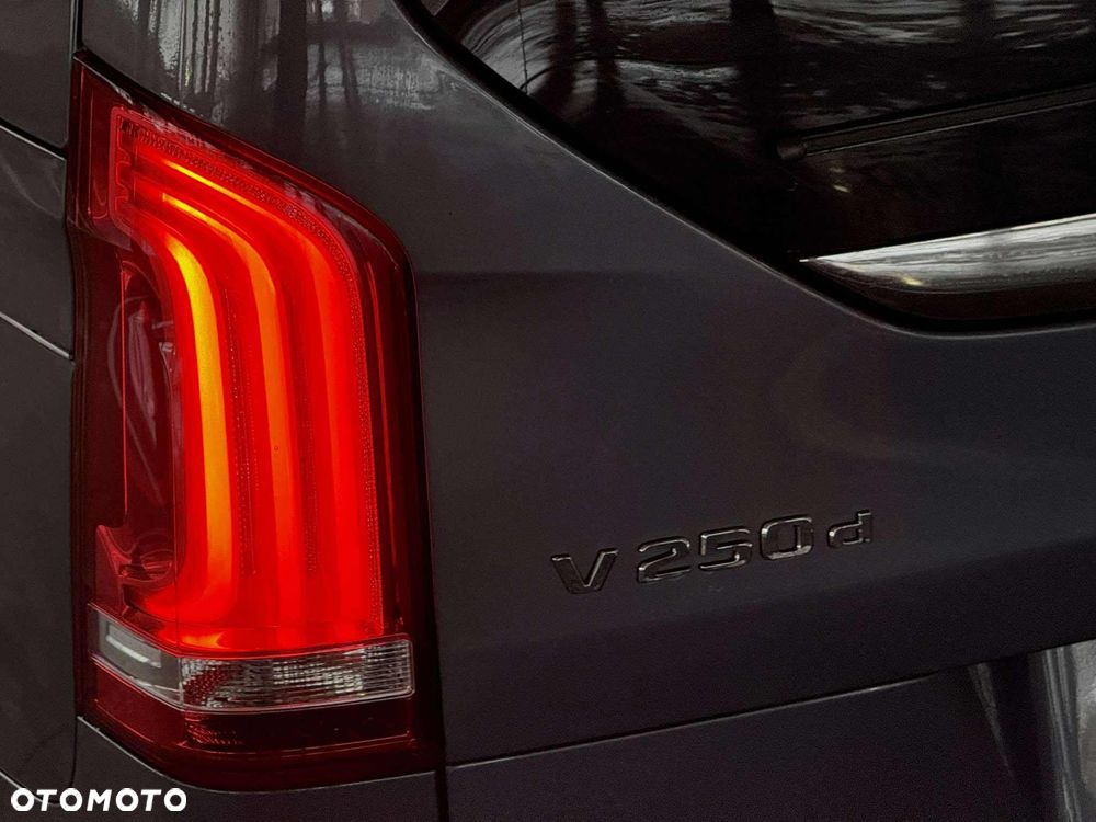 Mercedes-Benz Klasa V 250 (BlueTEC) d Avantgarde 7G-Tronic (d³ugi) - 11
