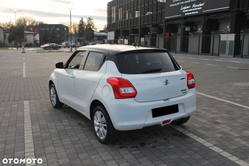 Suzuki Swift - 3