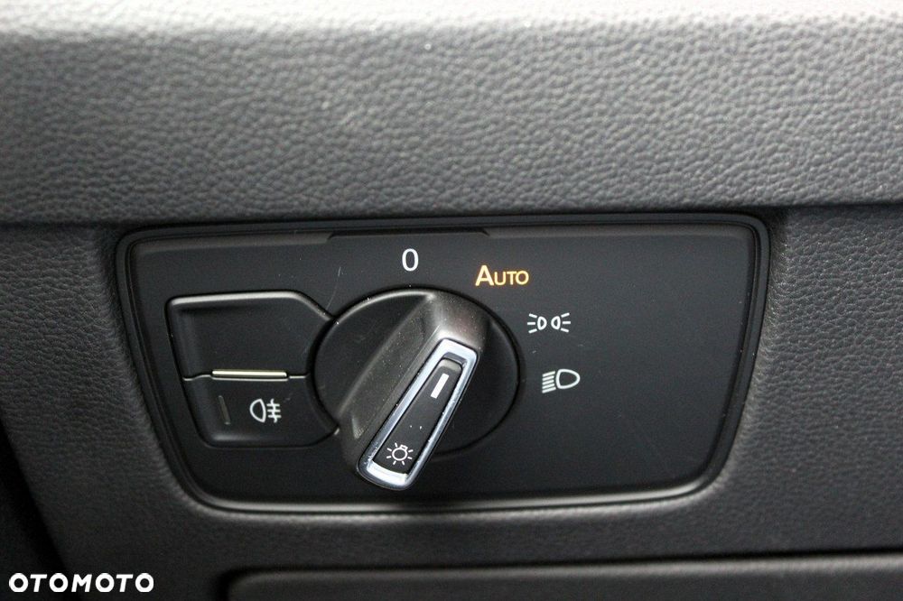 Volkswagen Passat 1.5 TSI EVO Business DSG - 23