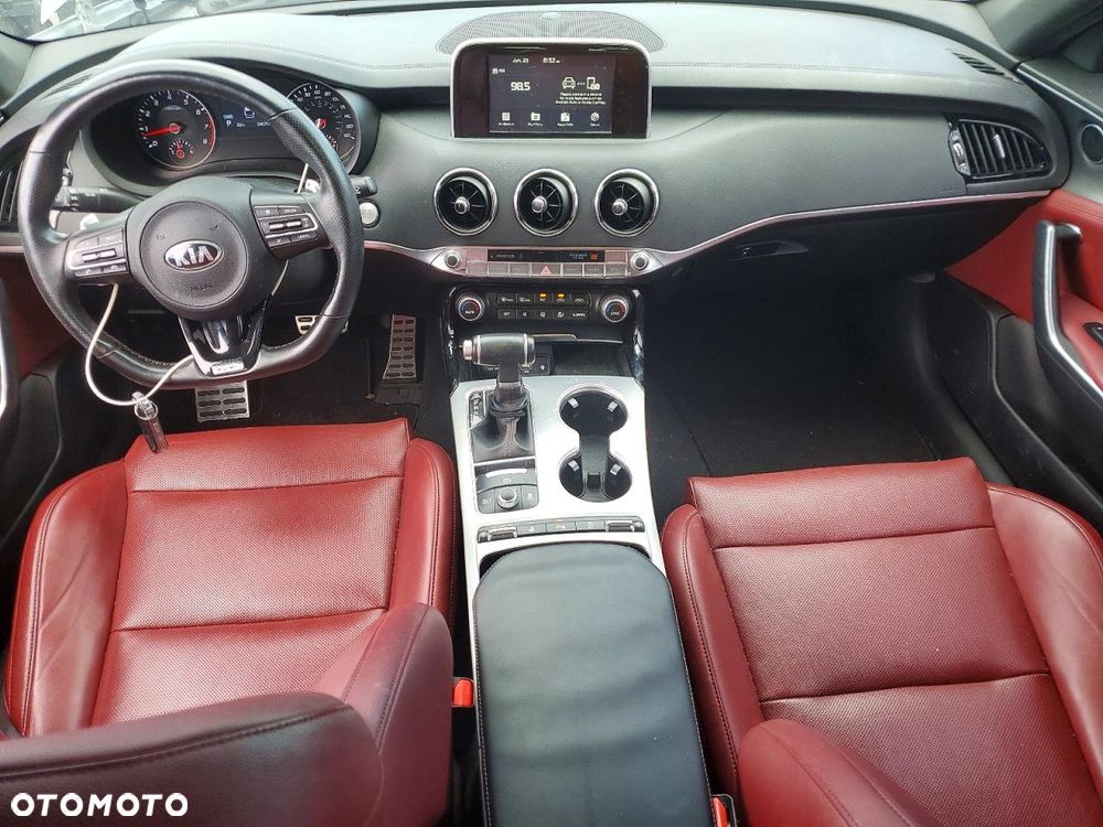 Kia Stinger 3.3 T-GDI V6 GT AWD - 8