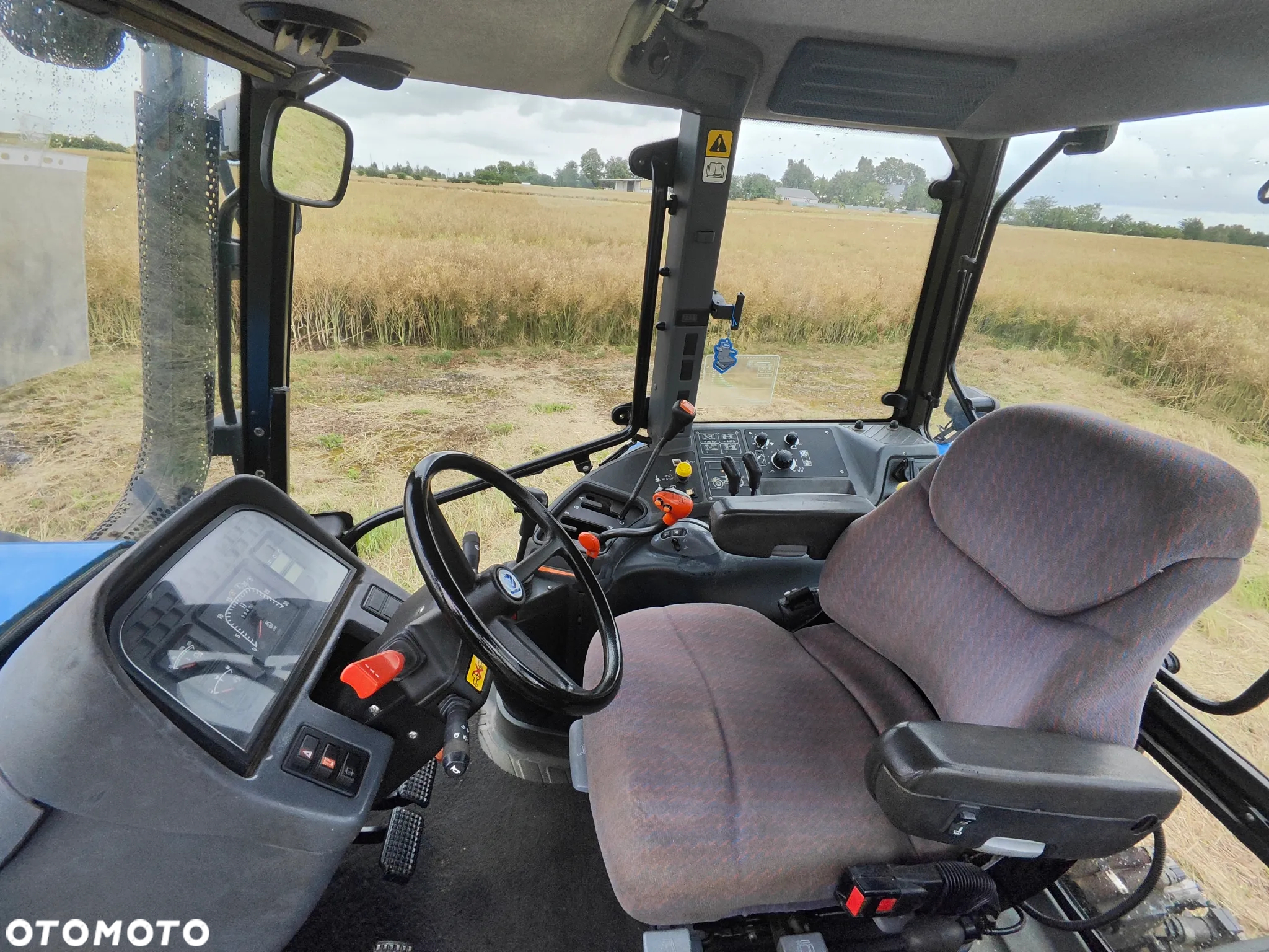 New Holland TM130 - 21