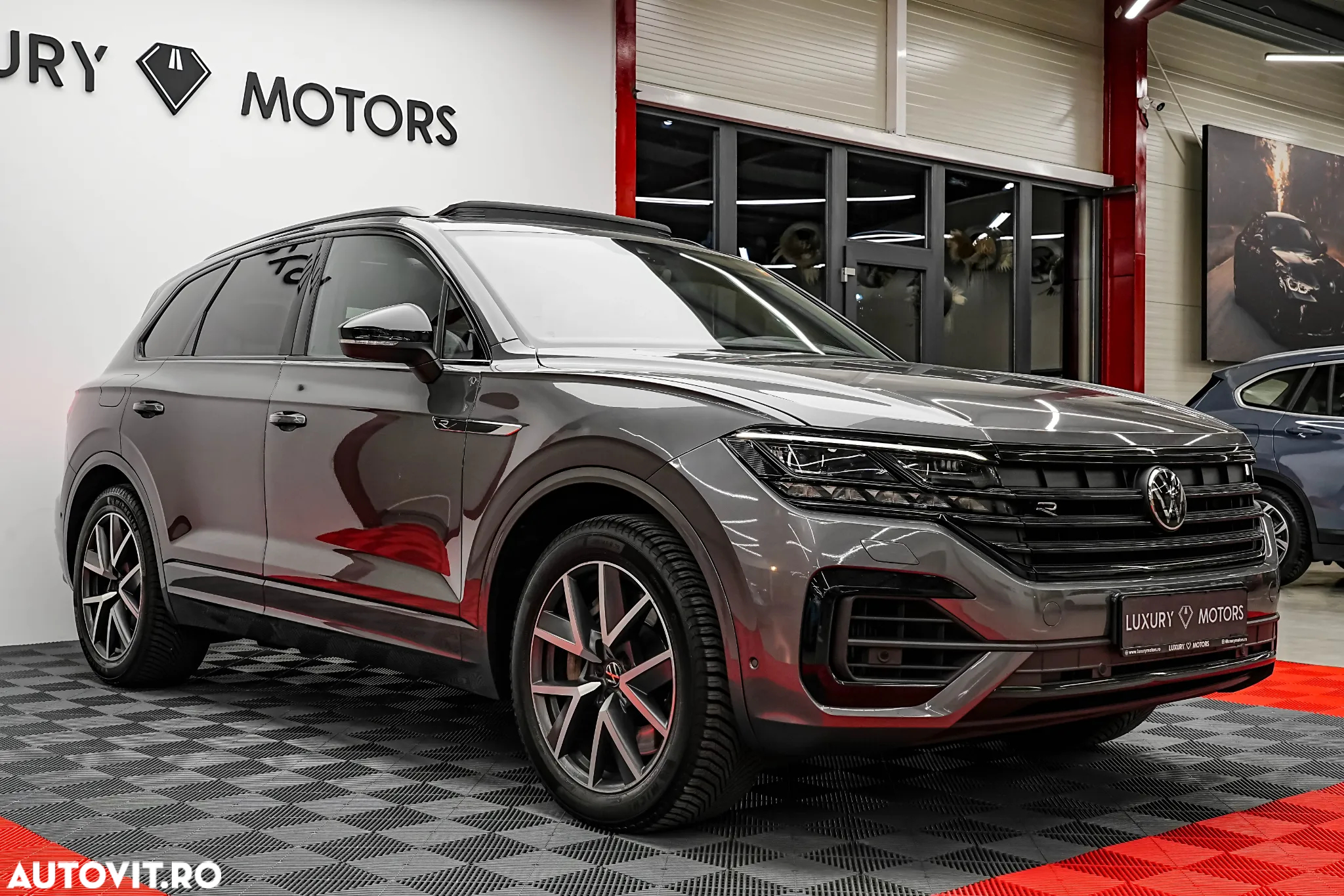 Volkswagen Touareg V6 TSI eHybrid PHEV R - 7