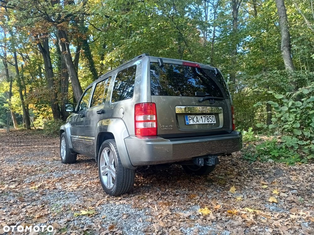 Jeep Liberty - 9