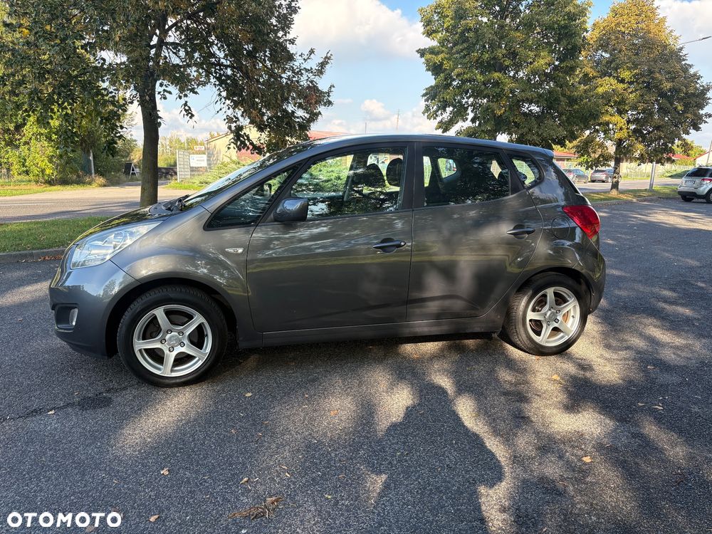 Kia Venga 1.4 CVVT Business Line - 11