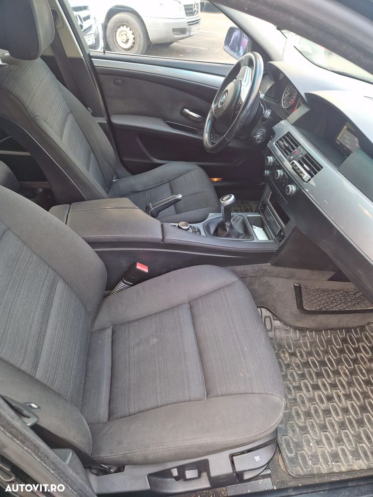 BMW Seria 5 520d Edition Lifestyle - 9