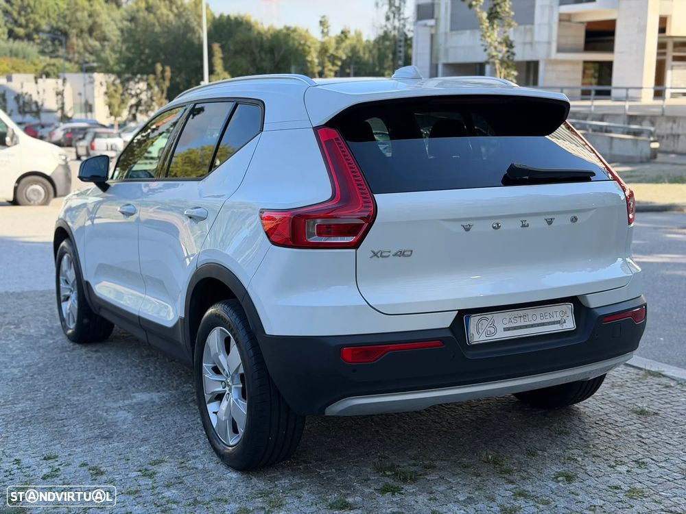 Volvo XC 40 1.5 T3 - 4