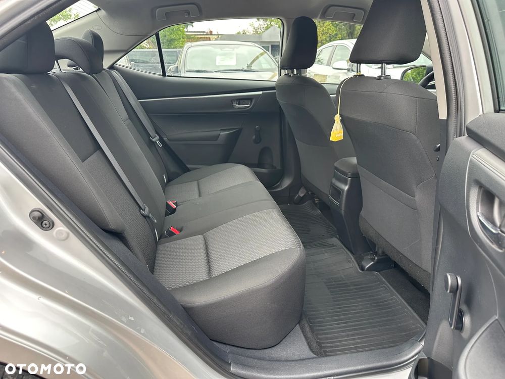 Toyota Corolla - 29