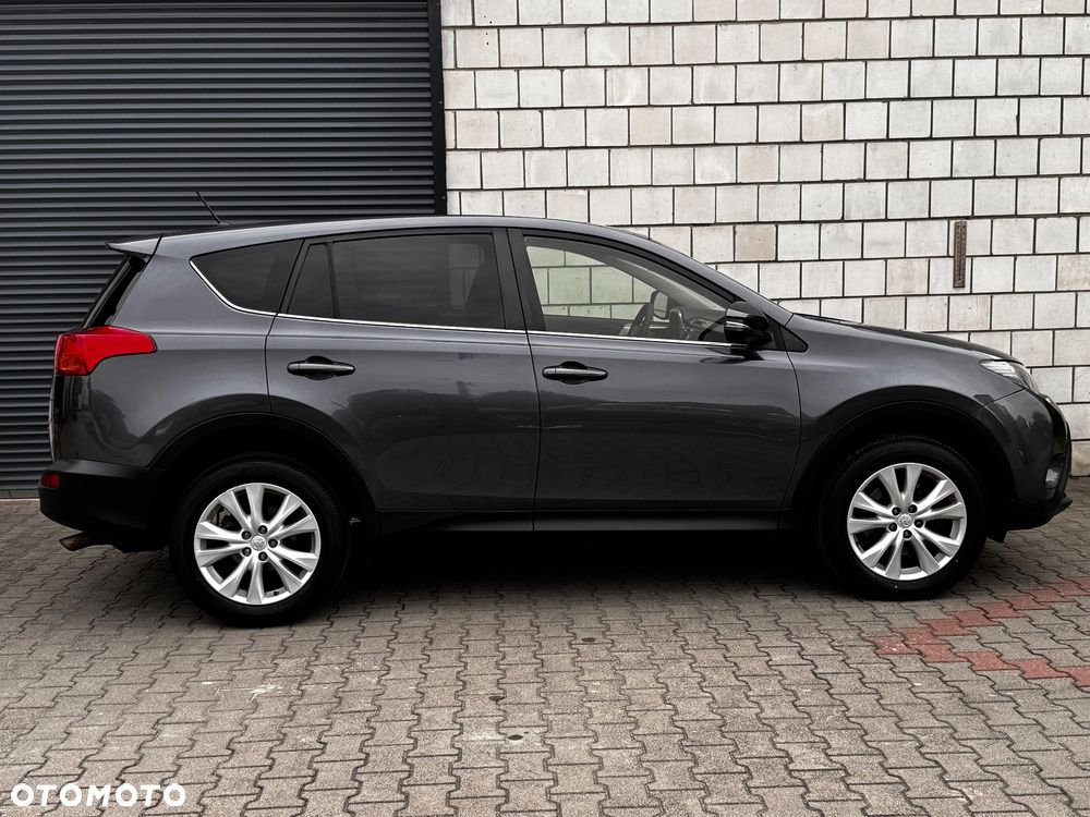 Toyota RAV4 2.0 Premium - 24